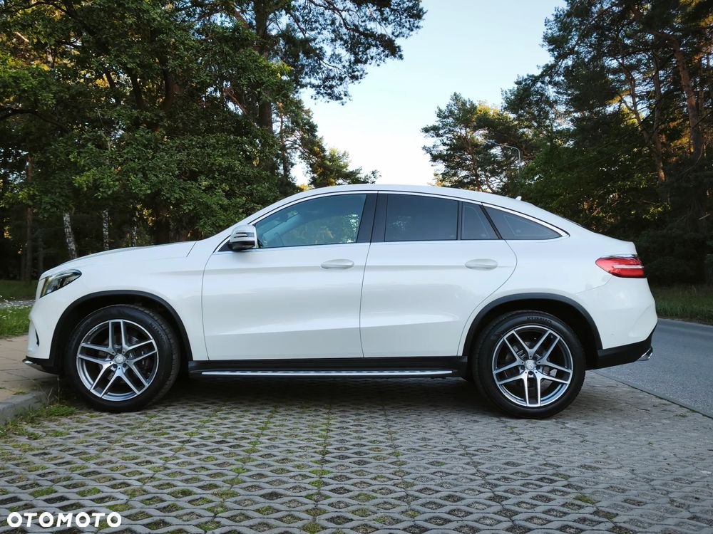 Mercedes-Benz GLE 350 d 4Matic 9G-TRONIC AMG Line - 6