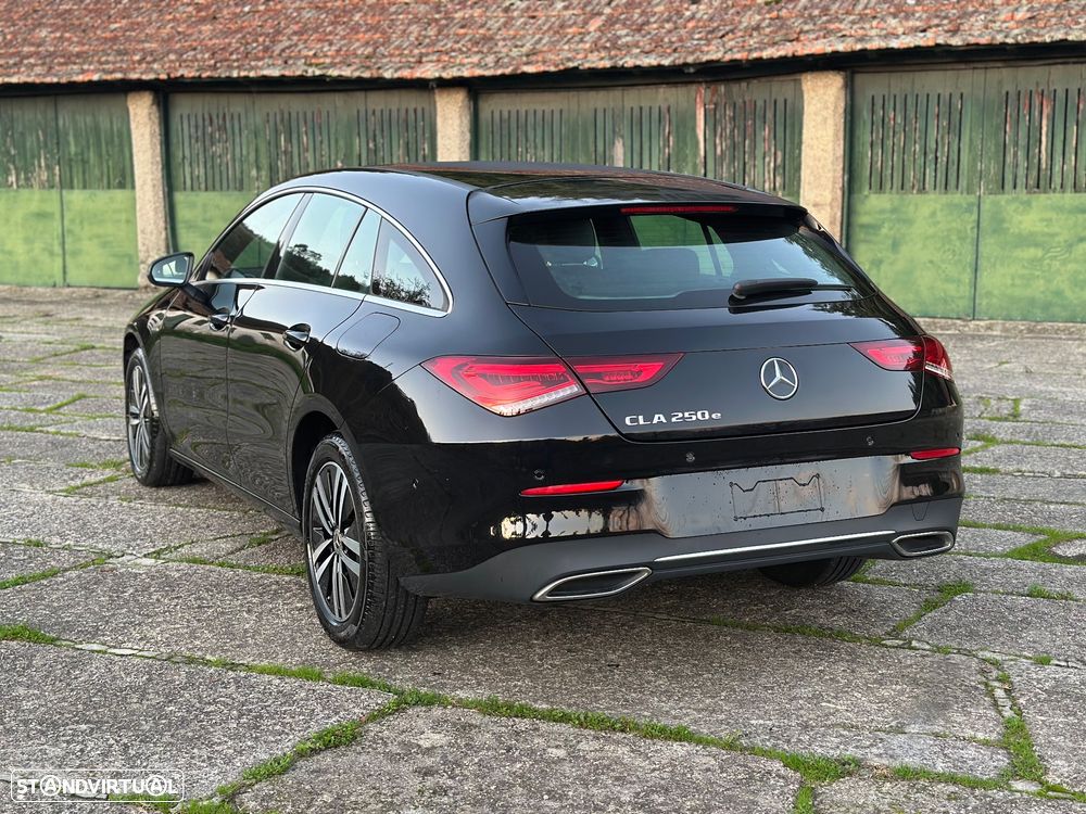 Mercedes-Benz CLA 250 e Shooting Brake 8G-DCT Edition Progressive Line - 13