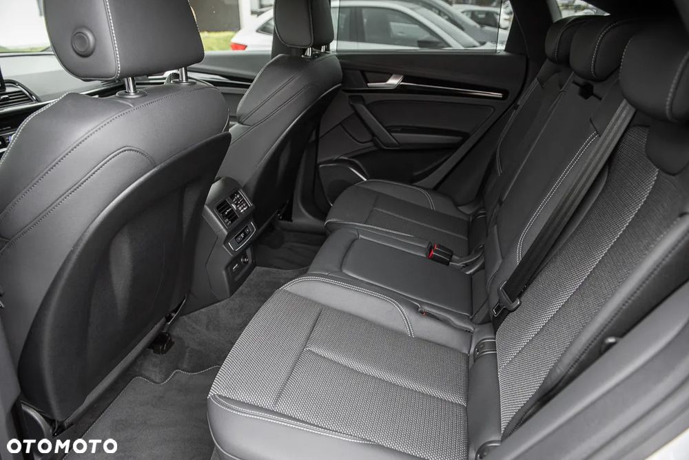 Audi Q5 Sportback 50 TFSIe quattro S tronic S line - 33