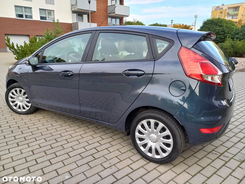 Ford Fiesta 1.25 Celebration - 8
