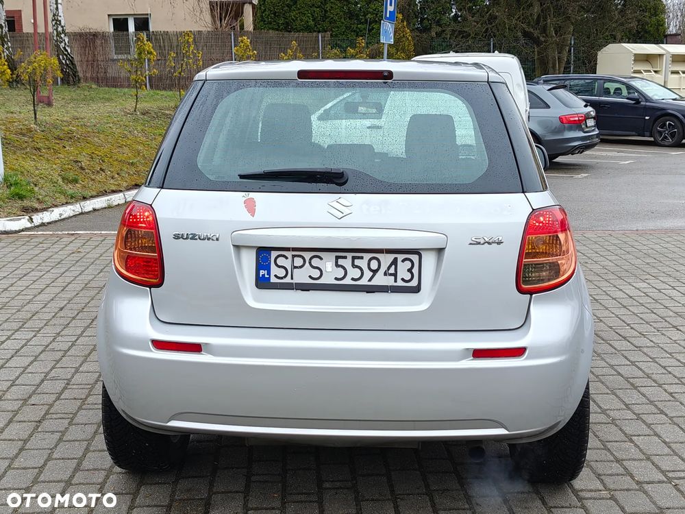 Suzuki SX4 - 12