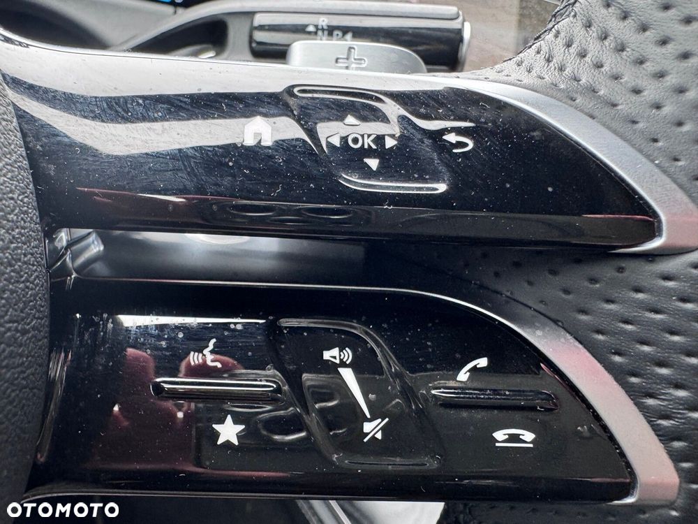 Mercedes-Benz Klasa E 220 d mHEV 4-Matic AMG 9G-Tronic - 25