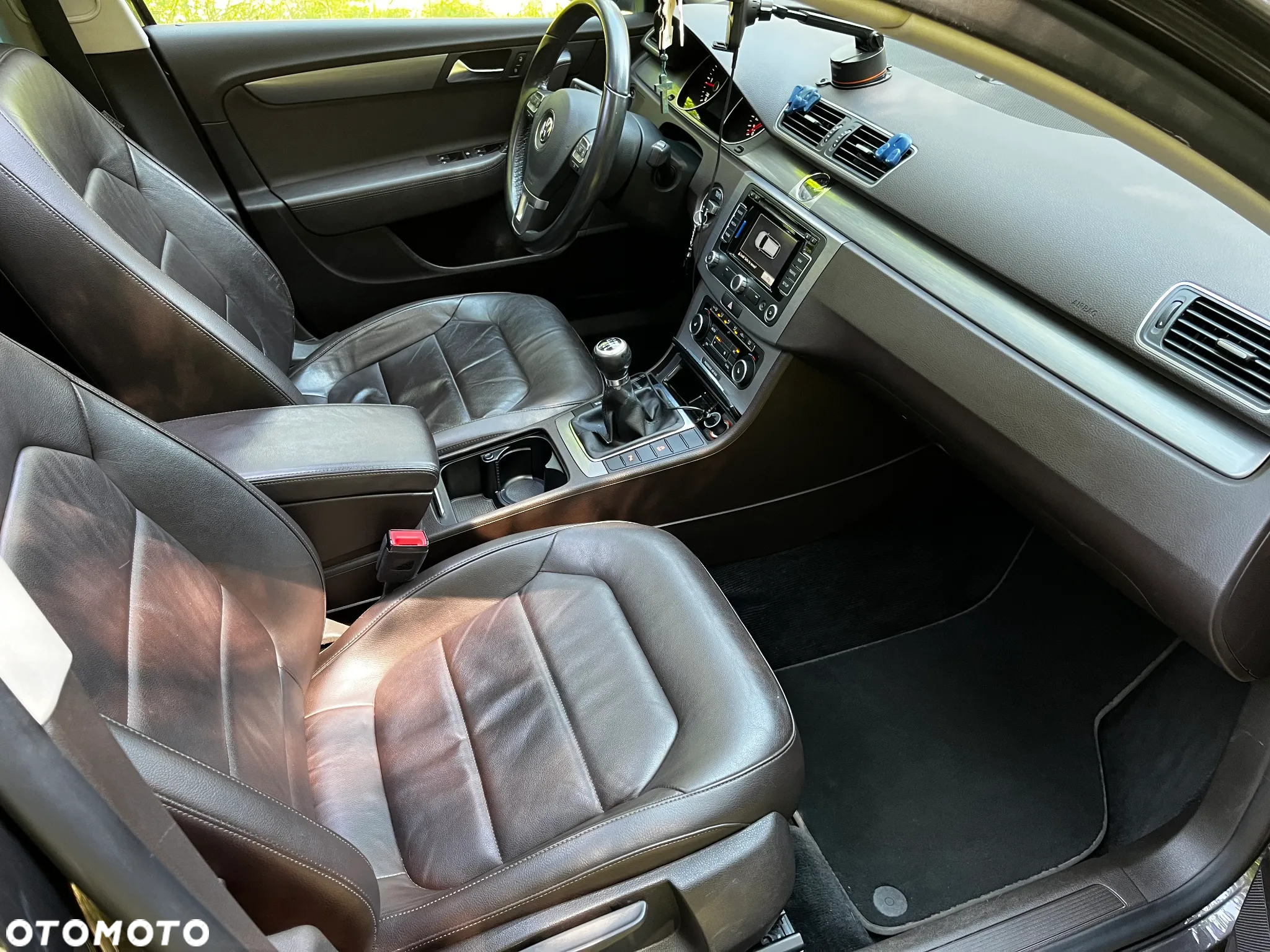 Volkswagen Passat Variant 1.6 TDI BlueMotion Technology Highline - 14