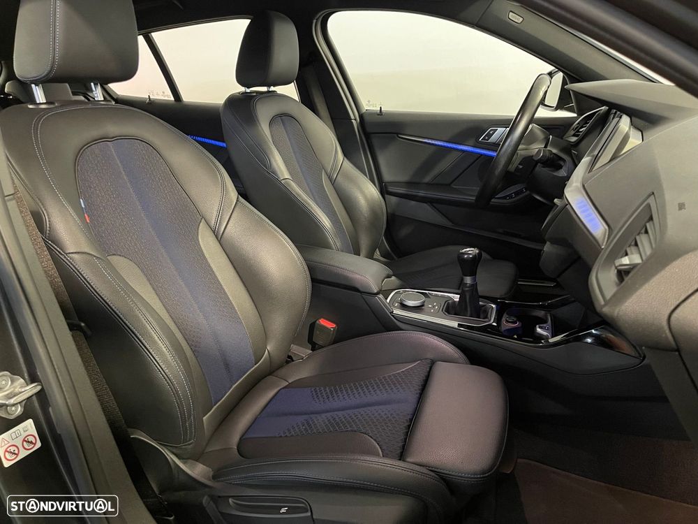 BMW 116 d Pack Desportivo M - 15