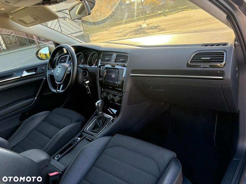 Volkswagen Golf 1.4 TSI BMT Highline - 14