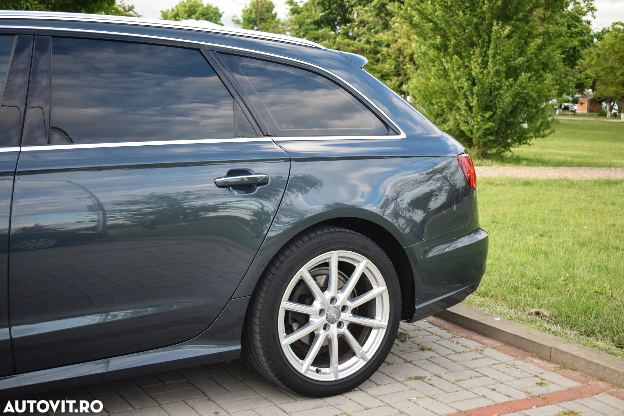 Audi A6 Avant 2.0 TDI Ultra DPF S tronic - 14
