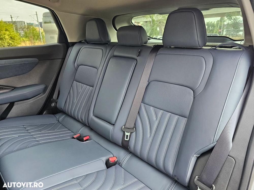 Nissan Ariya 87kWh e-4ORCE Evolve Plus - 17