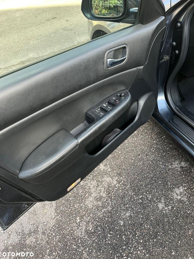 Honda Accord Tourer 2.4 i Automatik Executive - 12