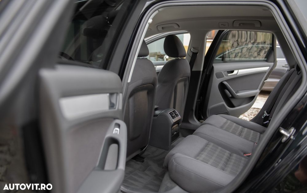 Audi A4 2.0 TDI DPF multitronic Ambition - 10