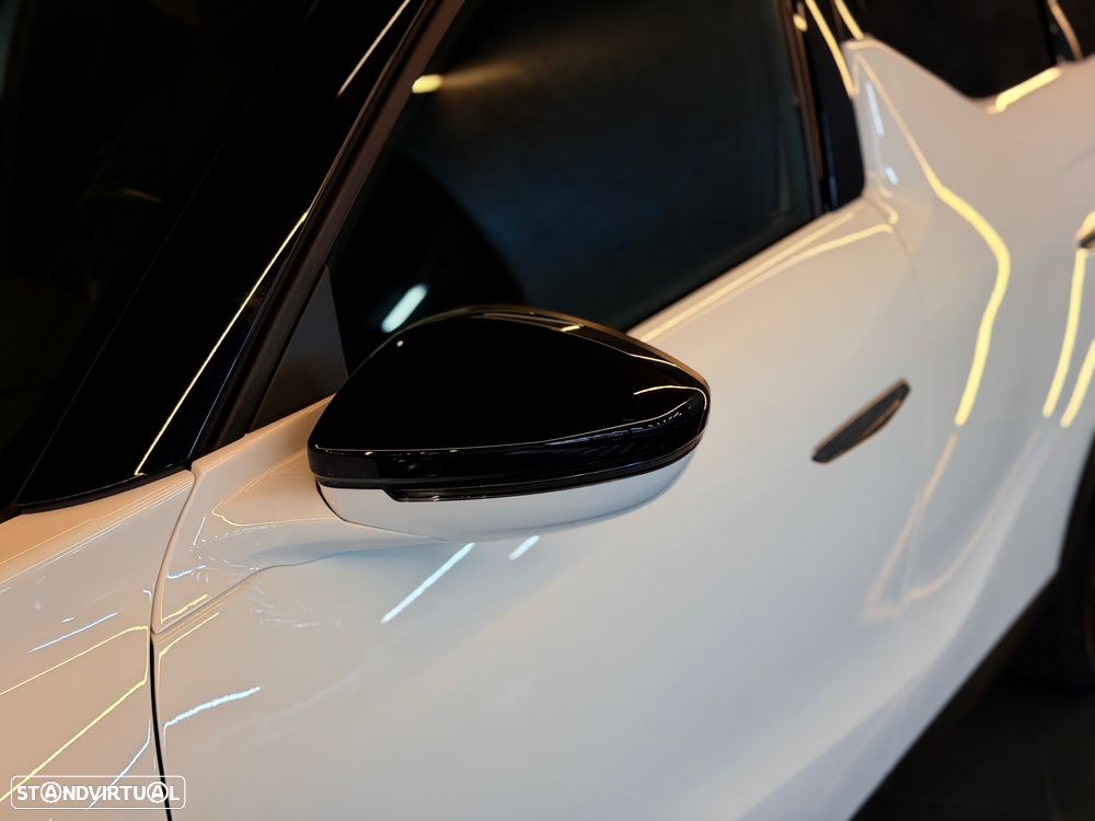 DS DS3 E-TENSE PERFORMANCE LINE + - 18