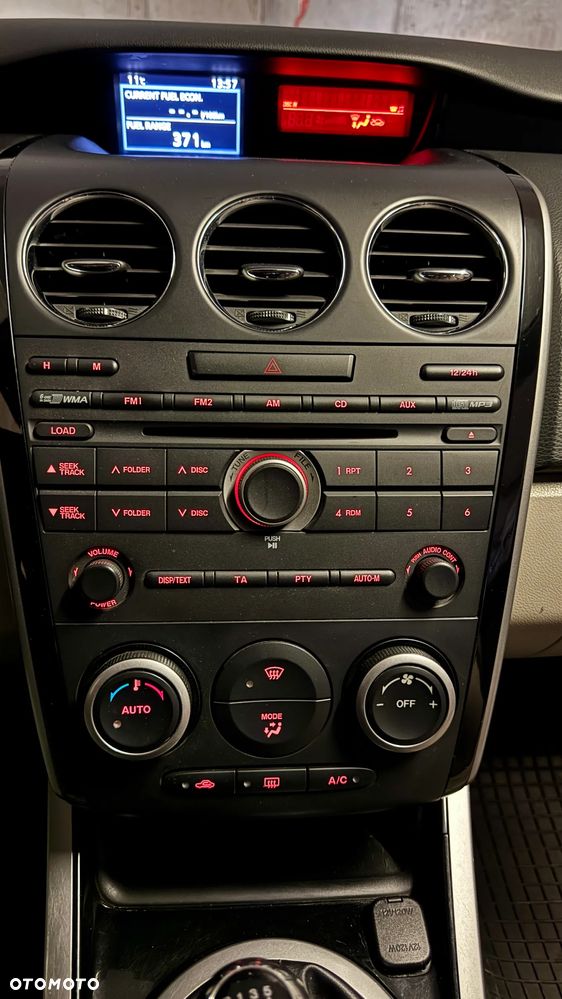 Mazda CX-7 2.2 CD Sport - 28