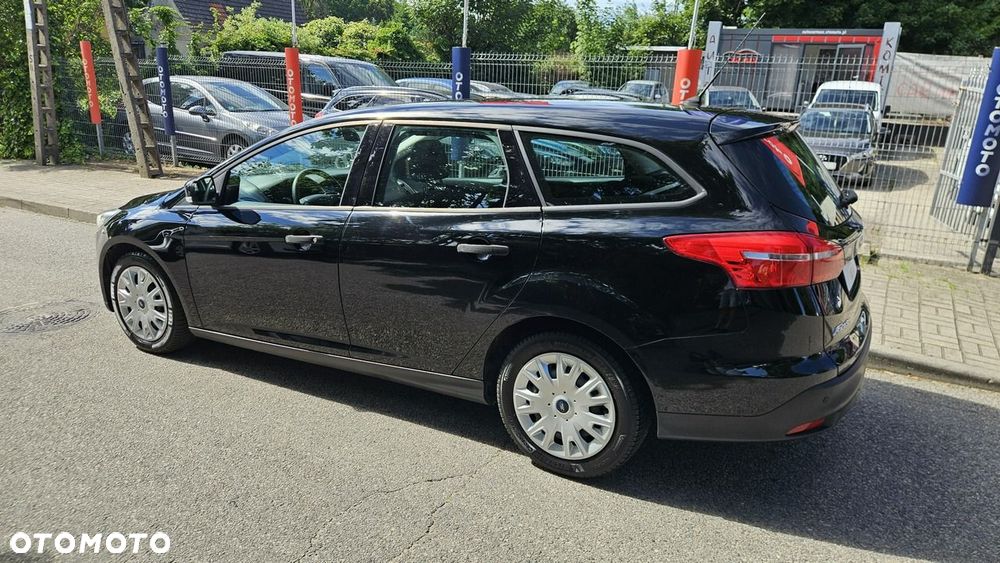 Ford Focus - 12