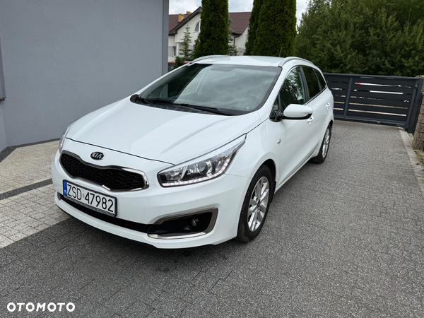 Kia Ceed 1.6 CRDi 136 ISG SW Spirit