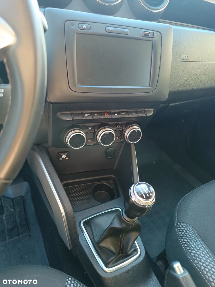 Dacia Duster 1.6 SCe Prestige - 16