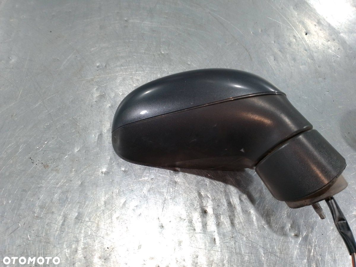 LUSTERKO PRAWE SEAT LEON II L57Z - 4