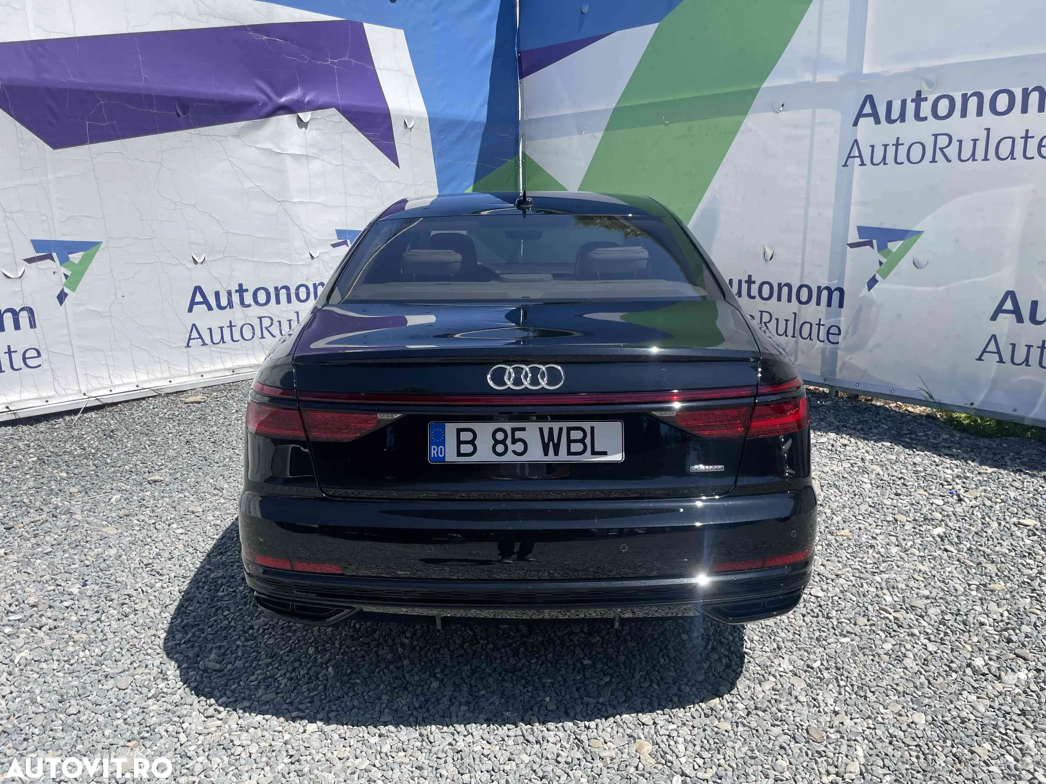 Audi A8 - 6