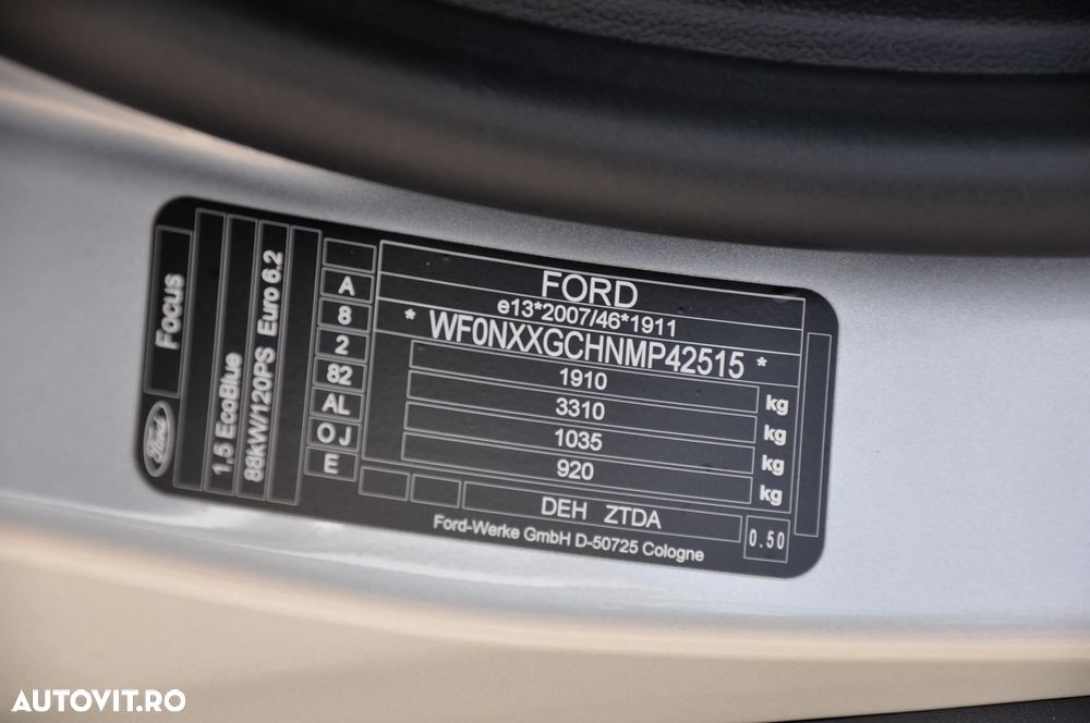 Ford Focus 1.5 EcoBlue Titanium Business - 28