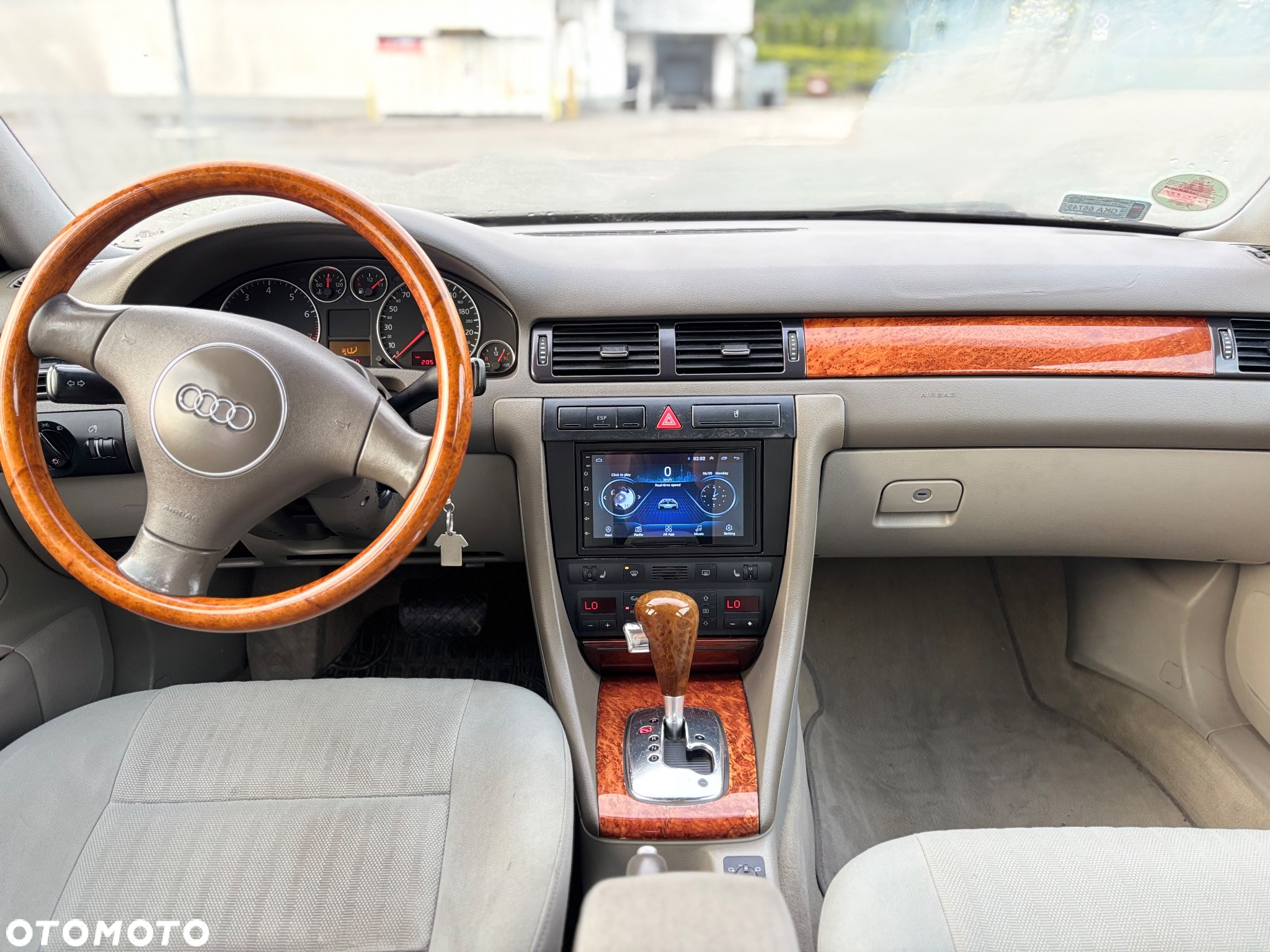 Audi A6 - 12