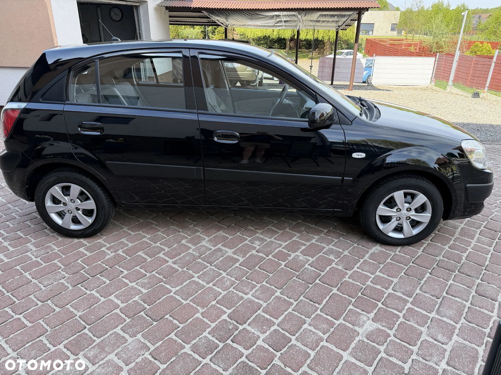 Kia Rio 1.4 Vision - 34