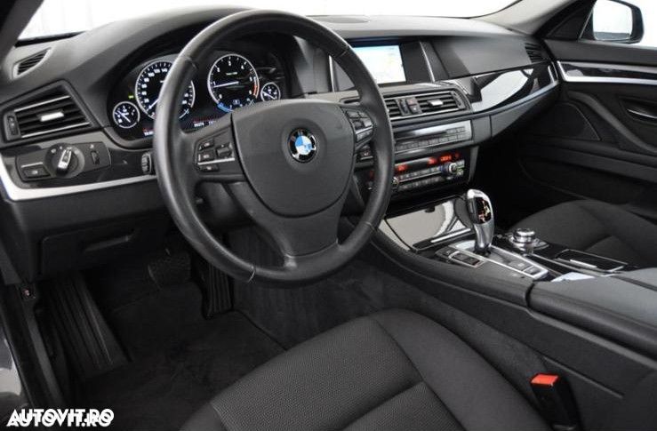 BMW Seria 5 520d Aut. Luxury Line - 13