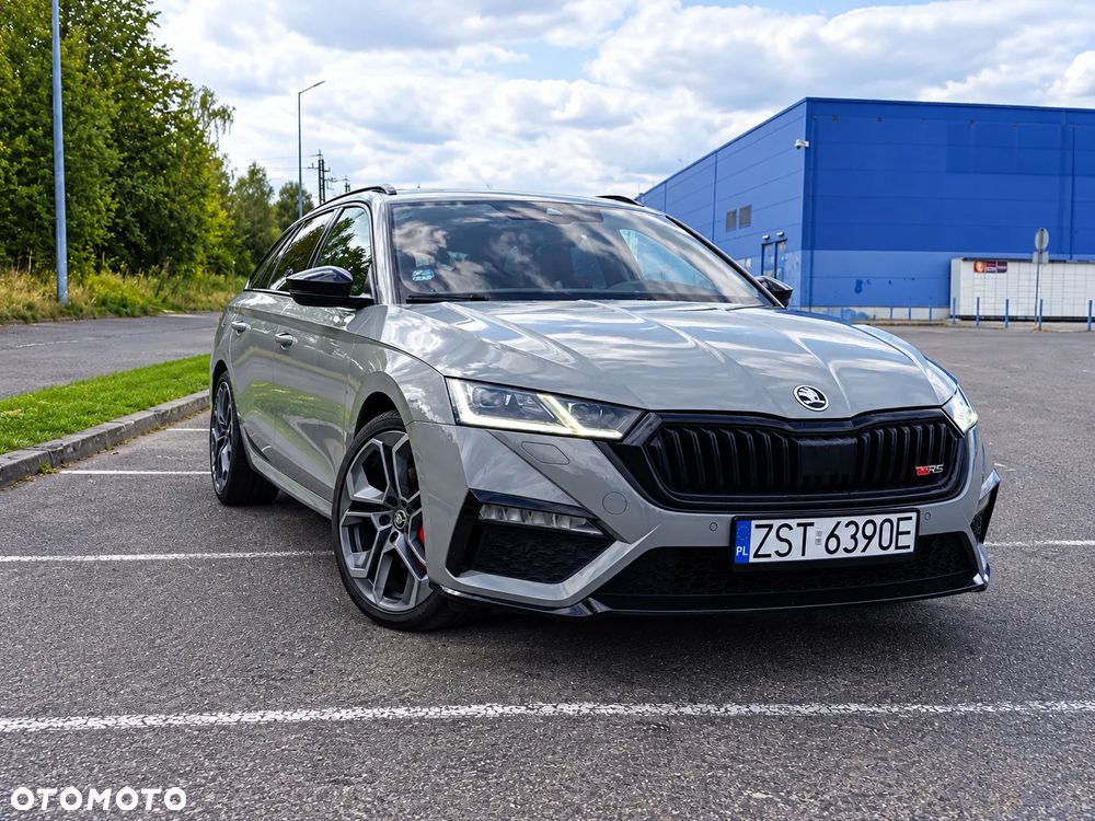 Skoda Octavia 2.0 TDI DSG RS - 1