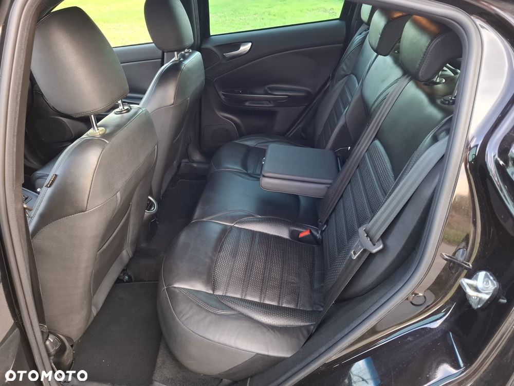 Alfa Romeo Giulietta 2.0 JTDM Exclusive TCT EU6 - 14