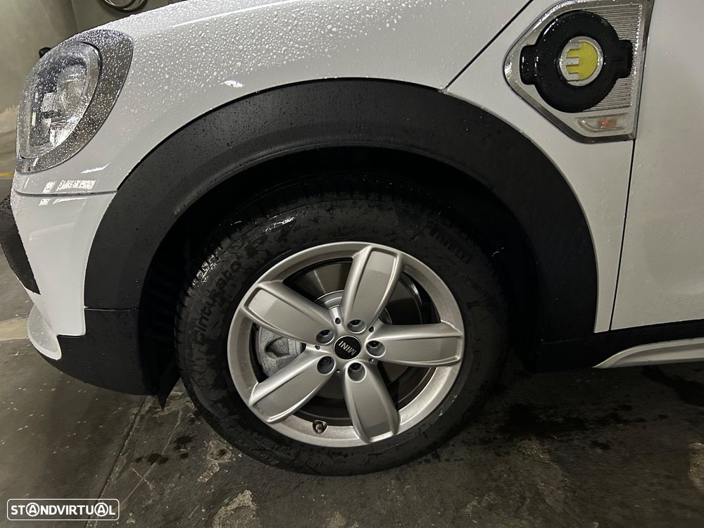 MINI Countryman Cooper SE ALL4 Auto - 3