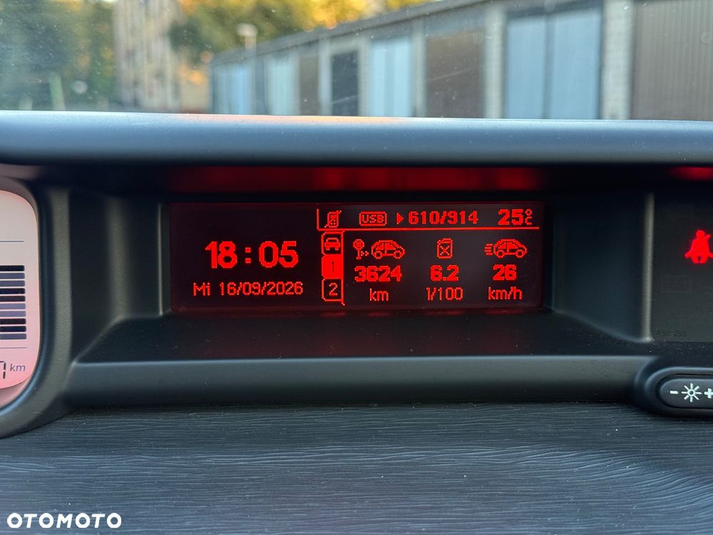 Citroën C3 Picasso 1.6 HDi Selection - 20