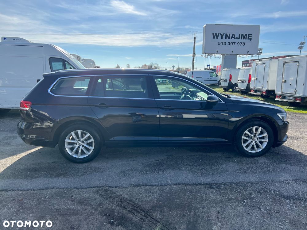 Volkswagen Passat - 8