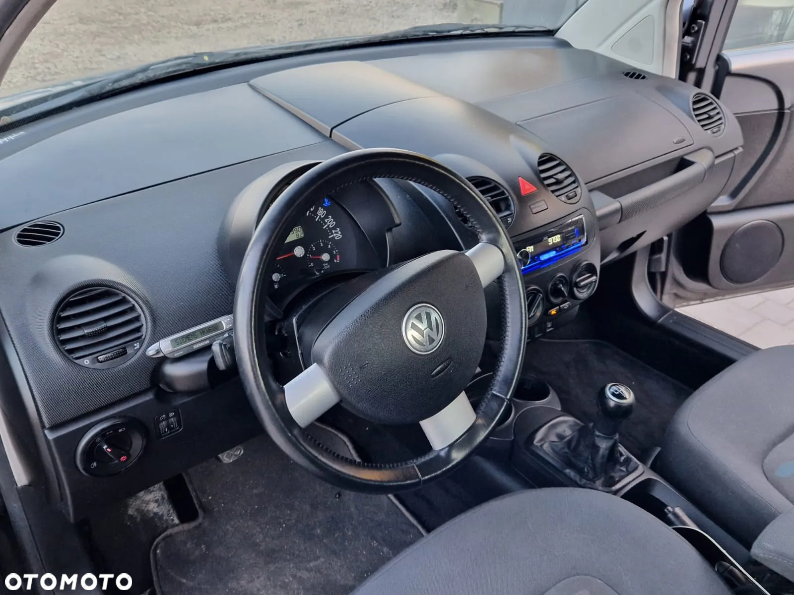 Volkswagen New Beetle 1.4 - 12