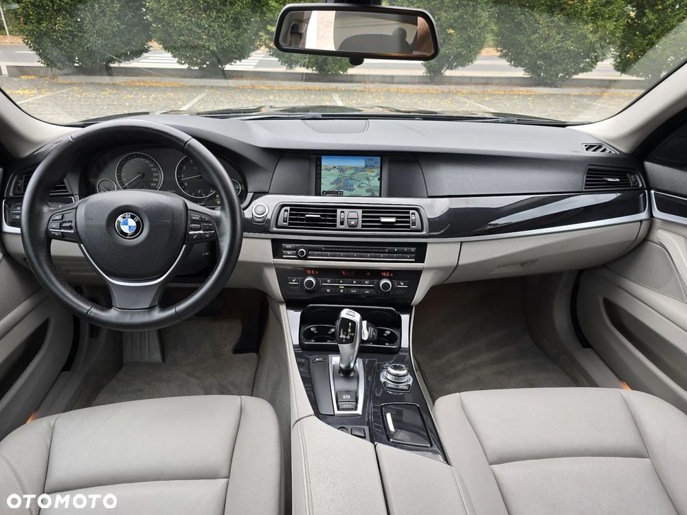 BMW Seria 5 - 23