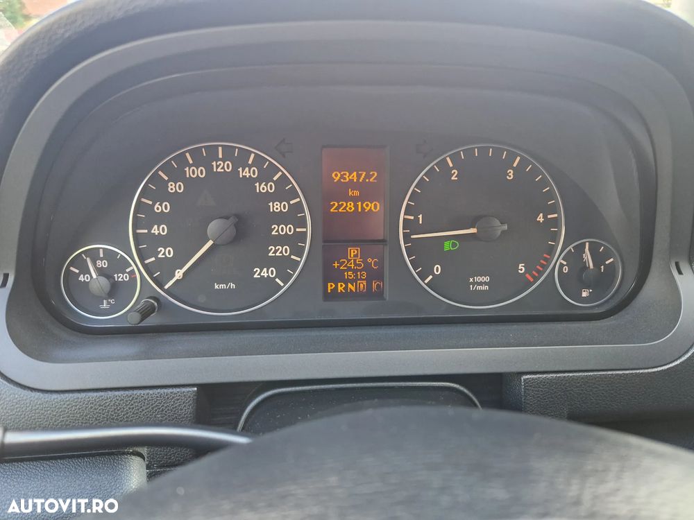 Mercedes-Benz A 180 - 7