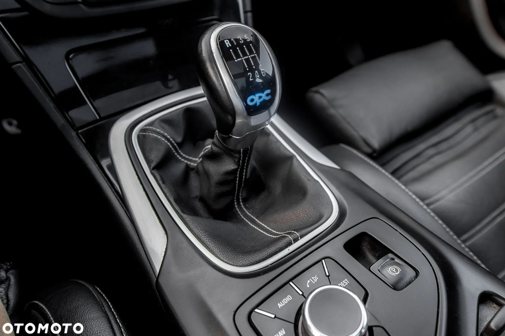 Opel Insignia 2.8 T V6 OPC - 37