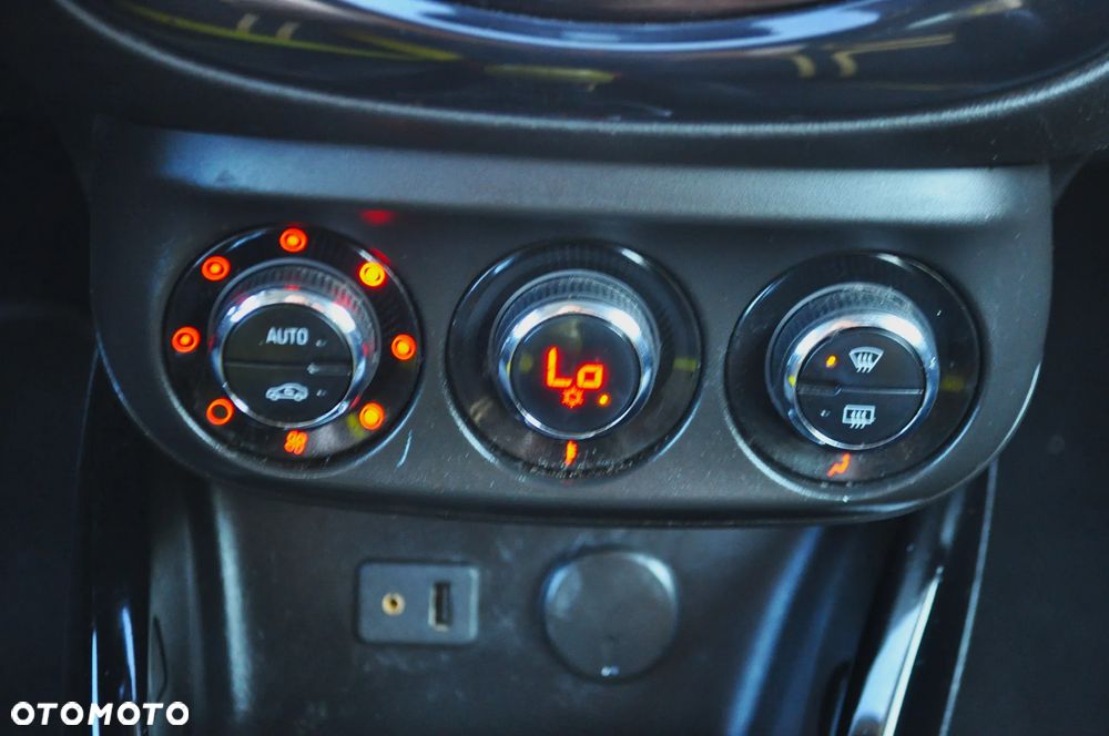 Opel Adam 1.4 Germany's next Topmodel - 22