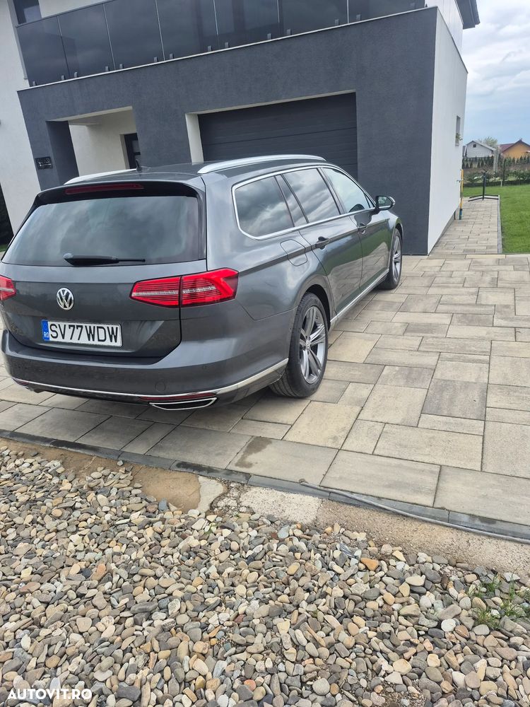 Volkswagen Passat - 4