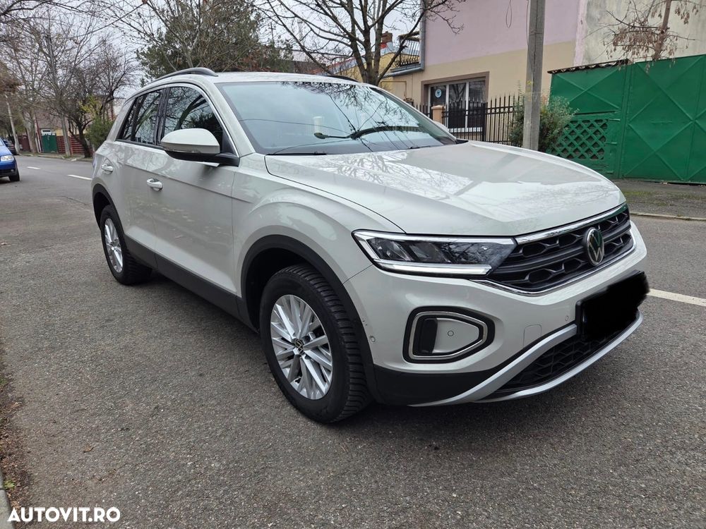 Volkswagen T-Roc 1.5 TSI DSG Life - 1