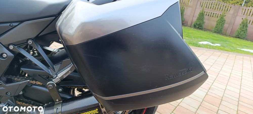 Kawasaki Ninja 1000 SX - 34