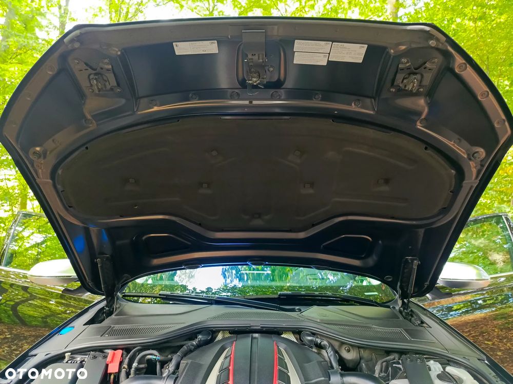 Audi S8 4.0 TFSI Quattro - 31