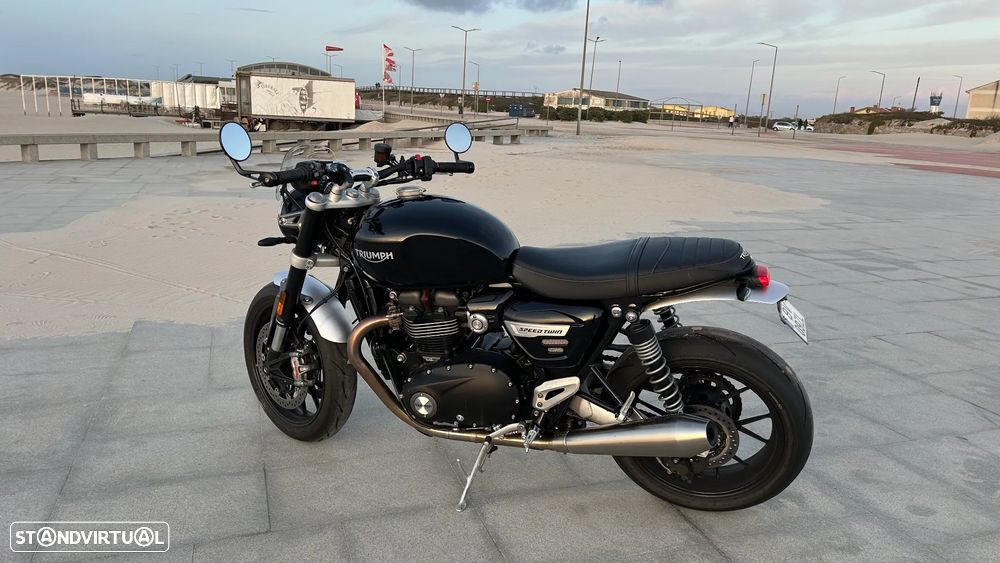 Triumph Speed Twin 1200cc Bonneville (2nd Gen) - 9