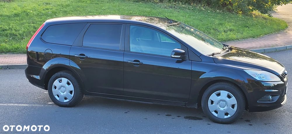 Ford Focus 1.6 16V Ambiente - 10