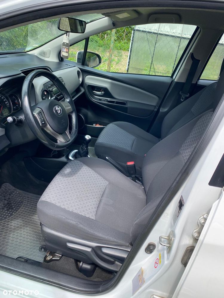 Toyota Yaris 1.0 Active - 10
