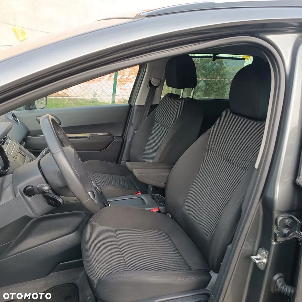 Peugeot 5008 1.6 THP Allure 7os - 18