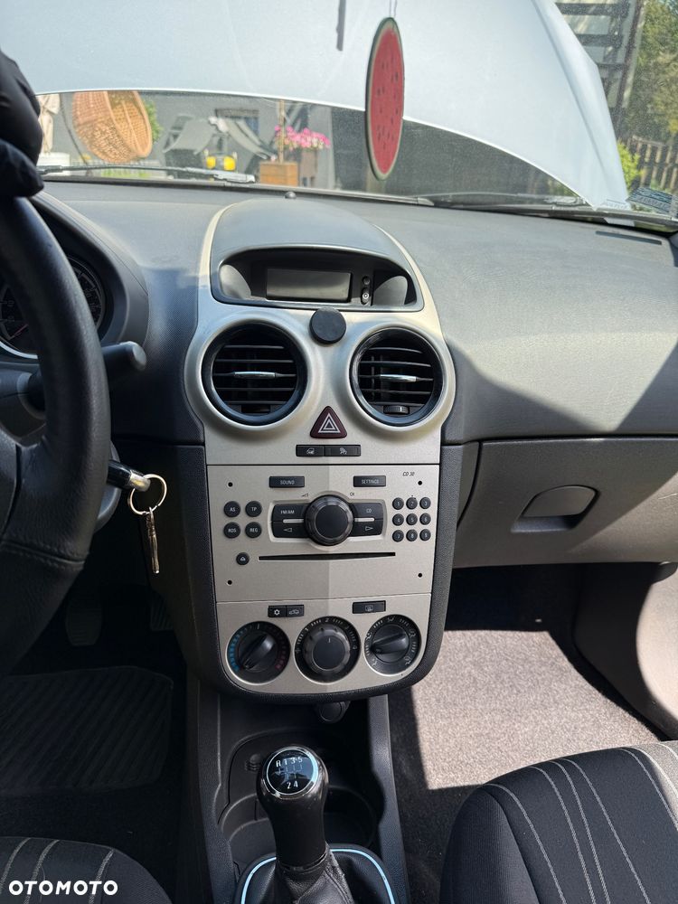 Opel Corsa 1.3 CDTI Enjoy - 10
