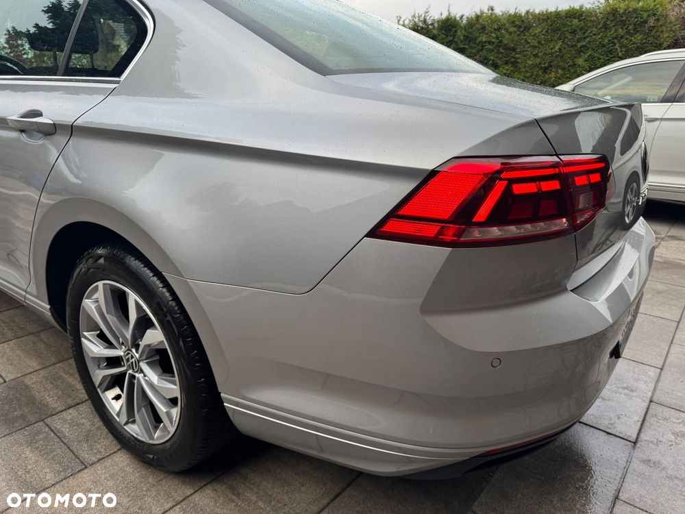 Volkswagen Passat 1.5 TSI EVO Business - 30
