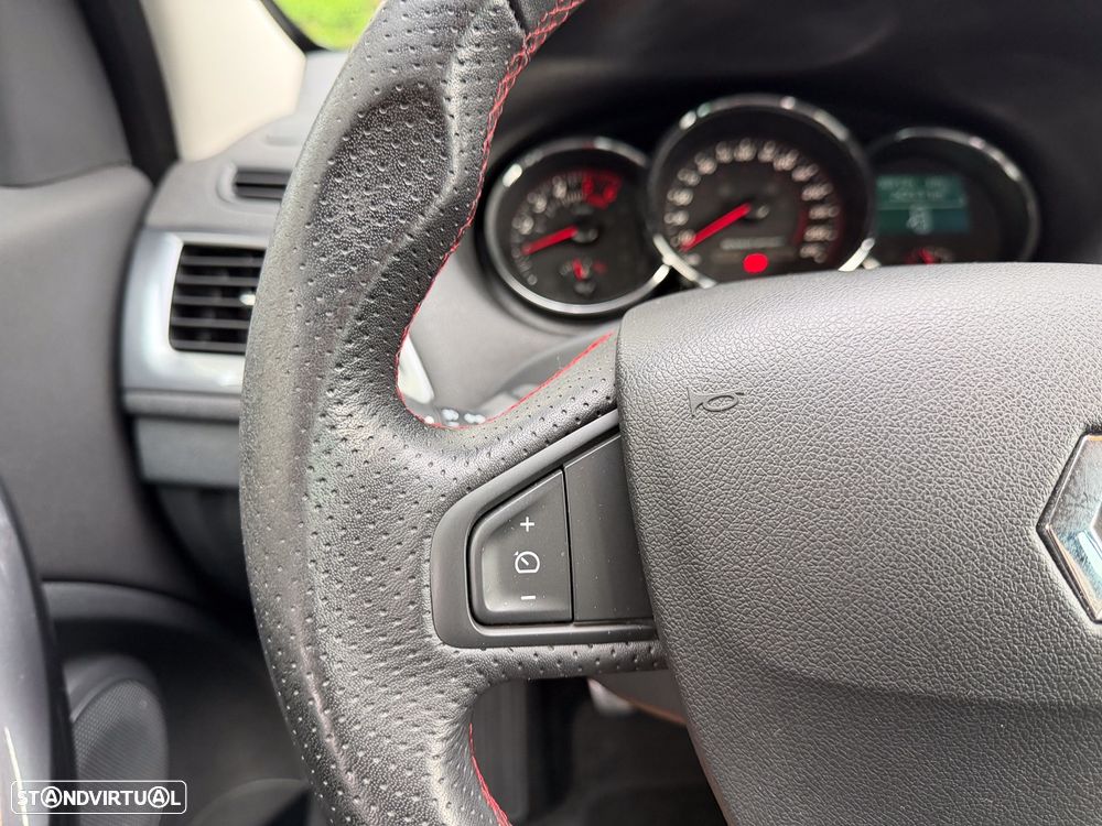 Renault Mégane Sport Tourer 1.5 dCi GT Line - 22