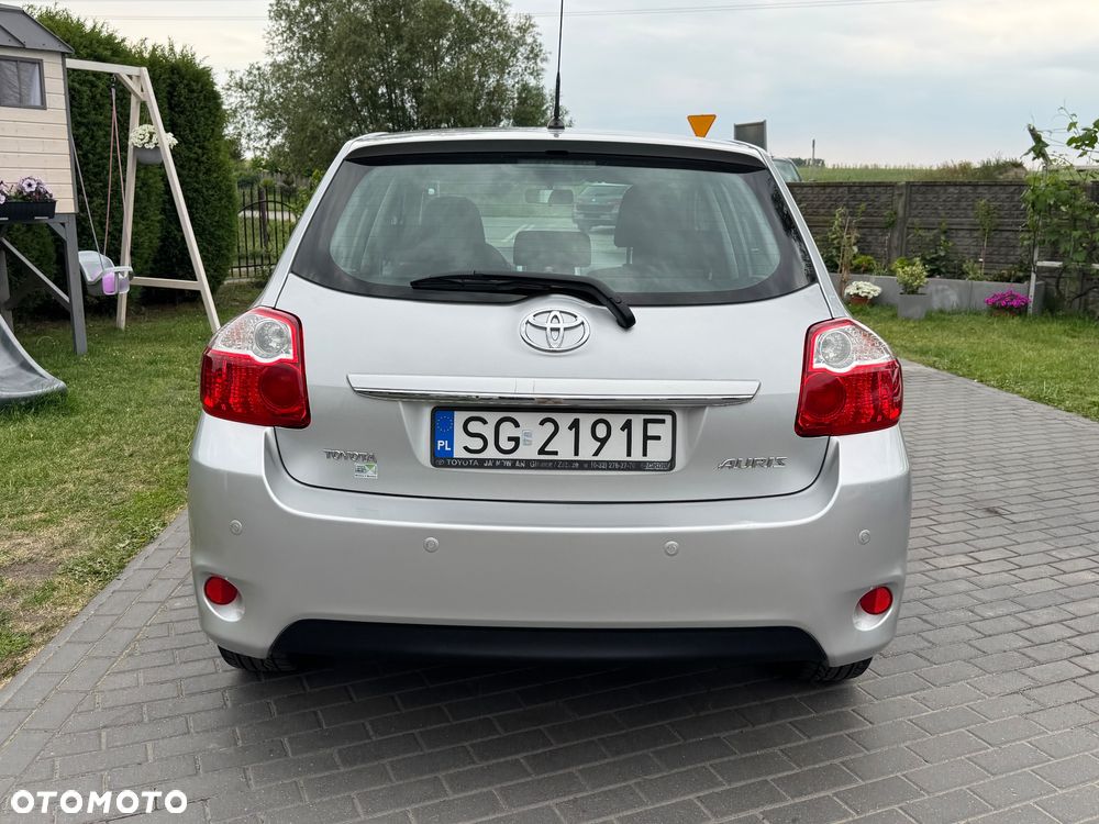 Toyota Auris - 18