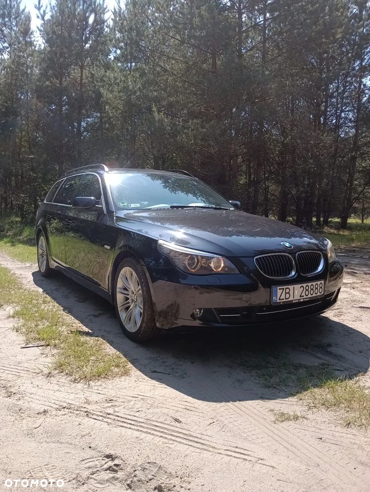 BMW Seria 5 525d Touring Edition Exclusive - 3