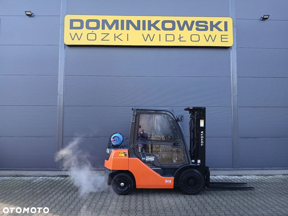 Toyota 02-8FGF25 - 1