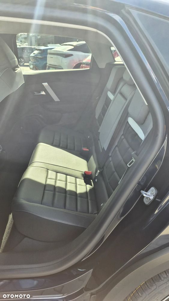 Citroën C4 1.2 PureTech Max S&S EAT8 - 17