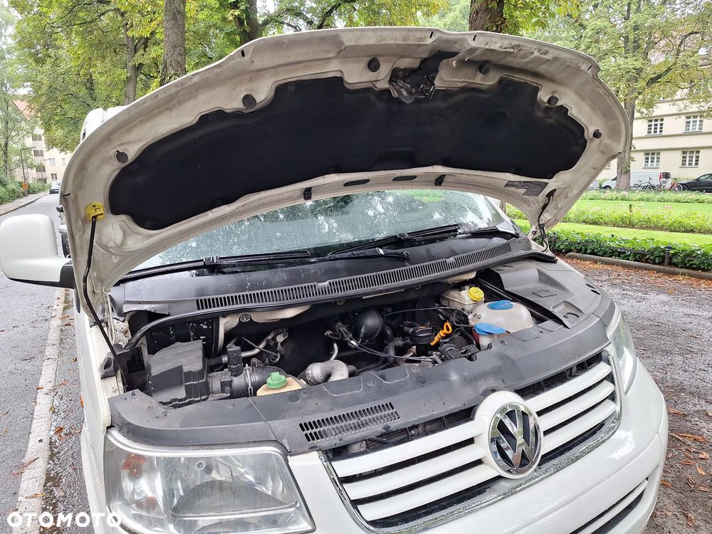 Volkswagen Transporter - 9